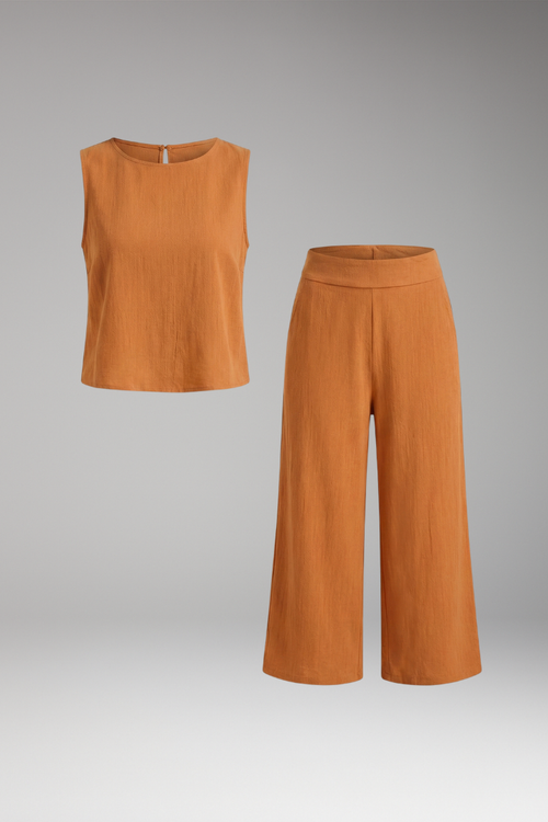 Lila | Sleek Sleeveless Top & Cropped Trousers Set