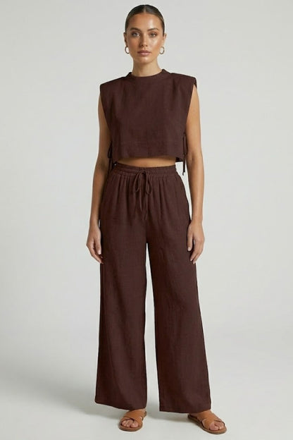 Lila | Chic Two Piece Set with Sleeveless Top and Wide Leg Pants