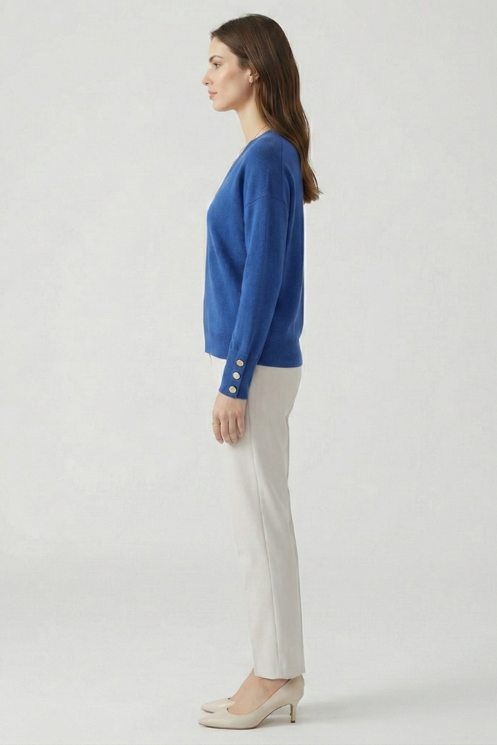 Lila | V-Neck Sweater with Dropped Shoulders and Buttoned Cuffs
