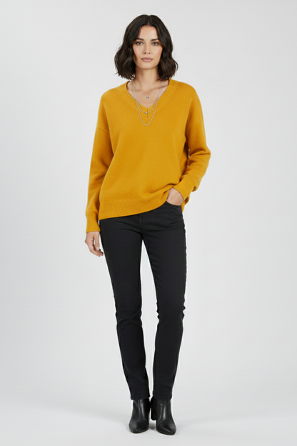 Lila | Luxe V-Neck Pullover Sweater