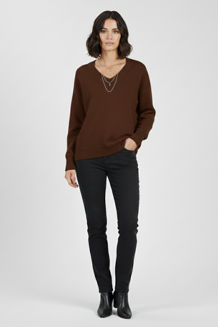 Lila | Luxe V-Neck Pullover Sweater