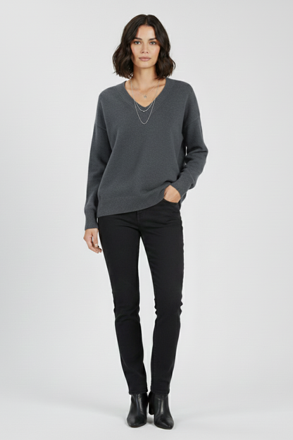Lila | Luxe V-Neck Pullover Sweater