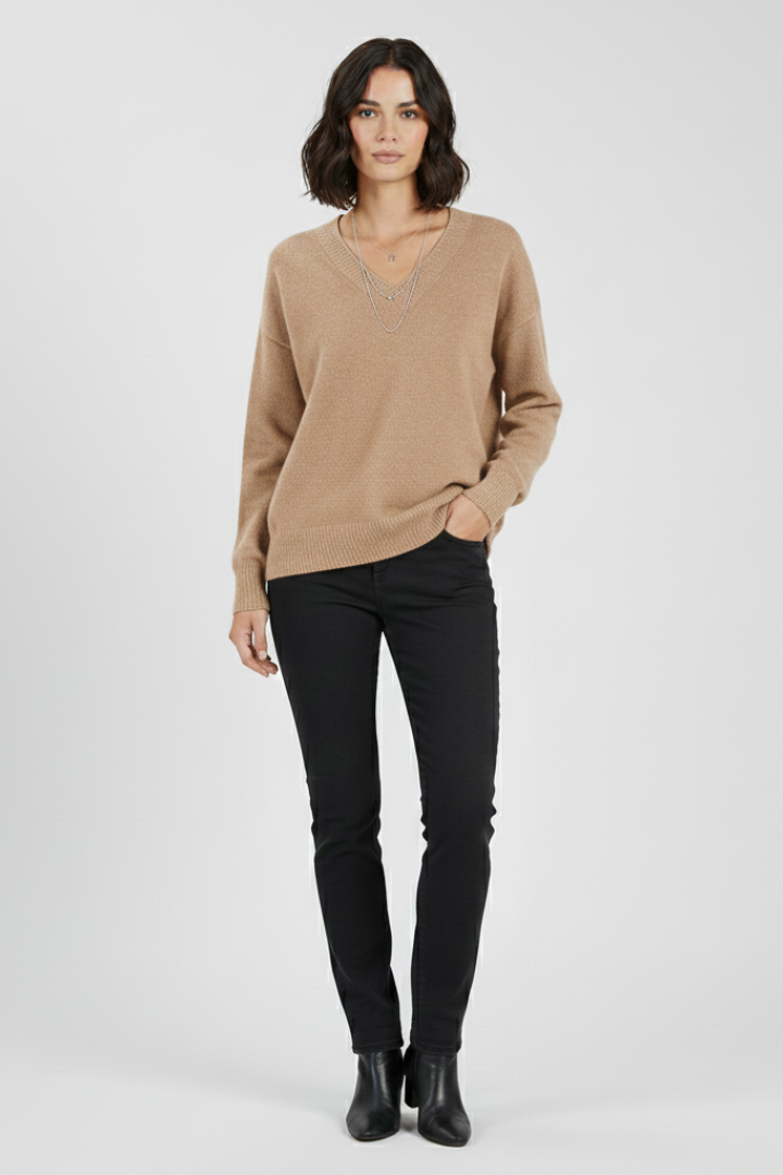 Lila | Luxe V-Neck Pullover Sweater