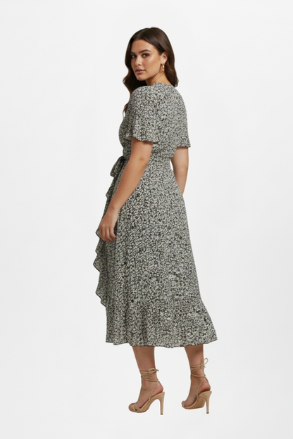 Lila | Elegant V-Neck Wrap Dress with Short Sleeves