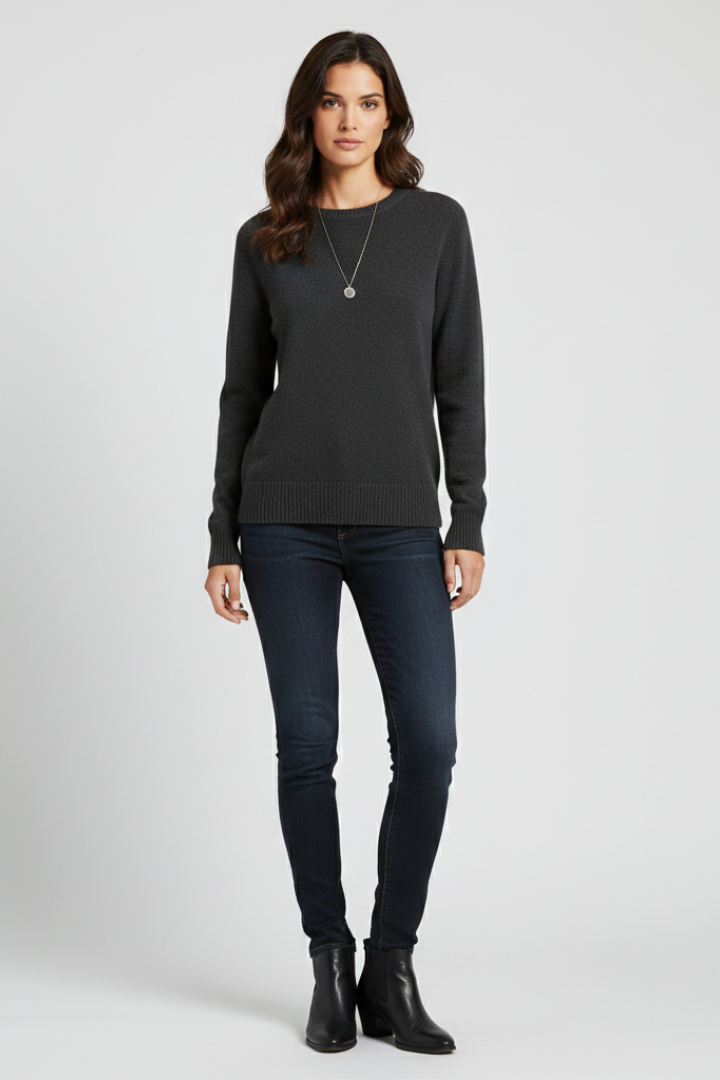 Lena | Knitted Sweater with Round Neckline