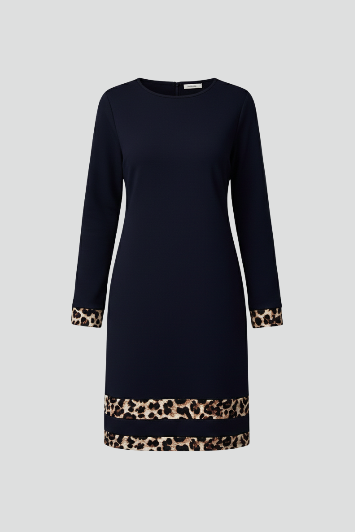 Lila | Chic Short Dress with Round Neckline and Long Sleeves