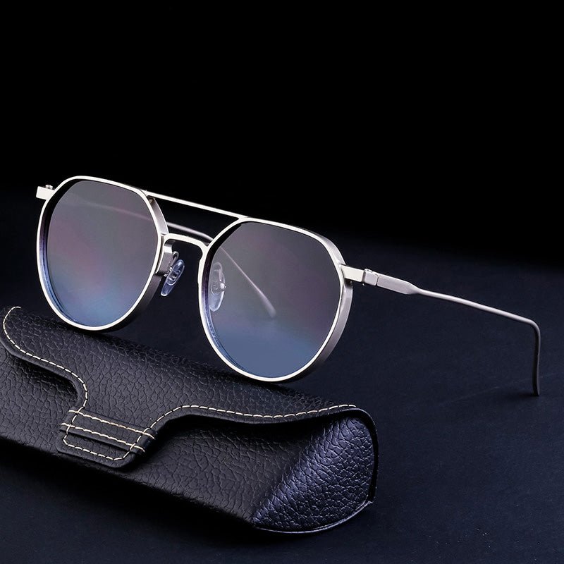 Vivienne | Chic Round Retro Shades