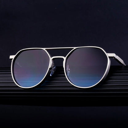 Vivienne | Chic Round Retro Shades