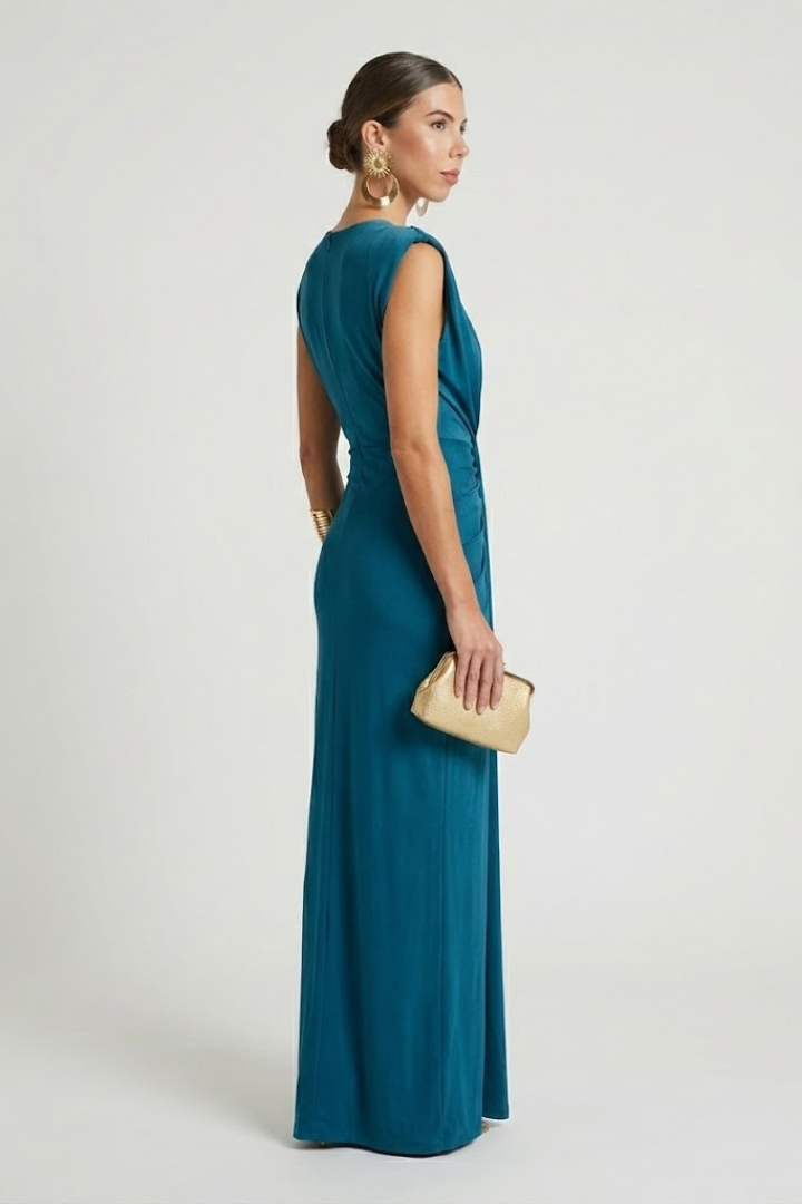 Isla | Elongated Shape Maxi Dress