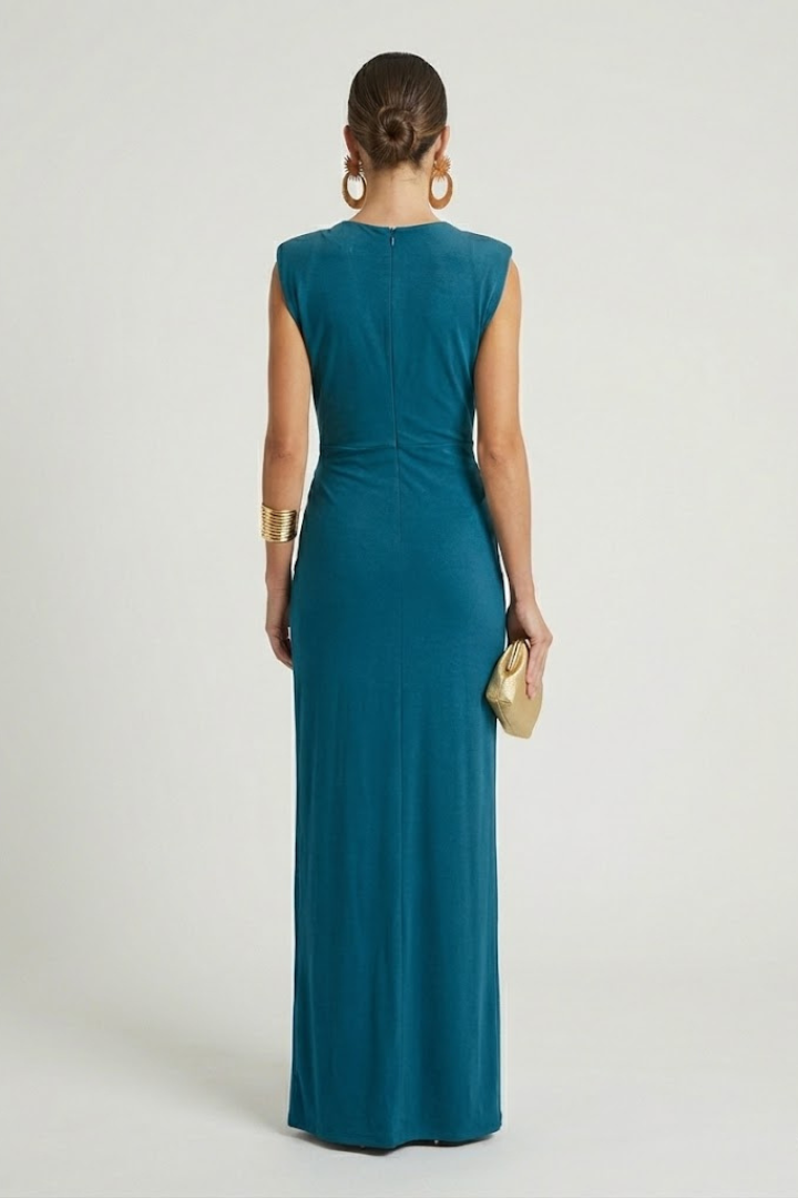 Isla | Elongated Shape Maxi Dress