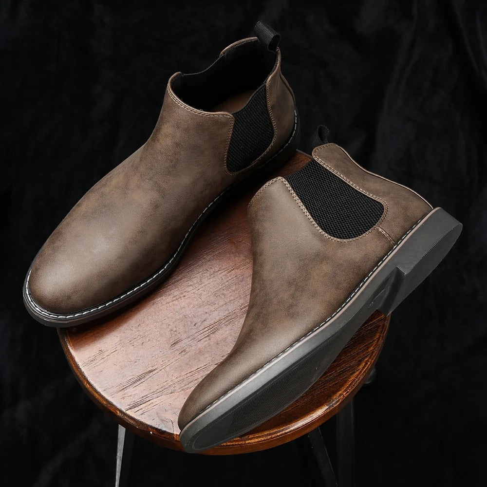 Everett | Timeless Chelsea Boots