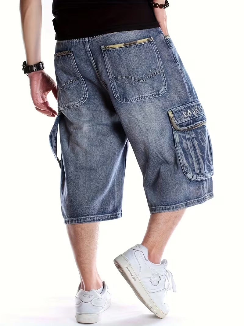 Luca | Stylish Knee-Length Cargo Shorts with Camouflage Trim