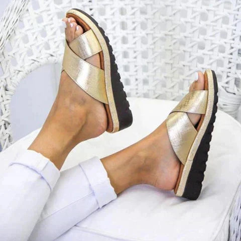 Lila | Chic Cross-Strap Flatform Slide Sandals