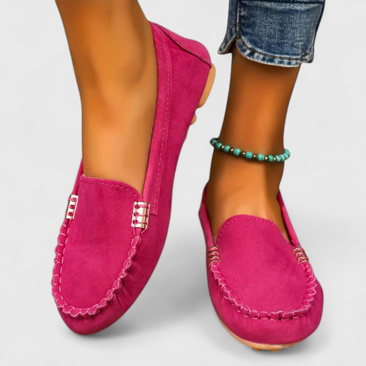 Lena | Chic Moc-Toe Loafers with Metal Accents