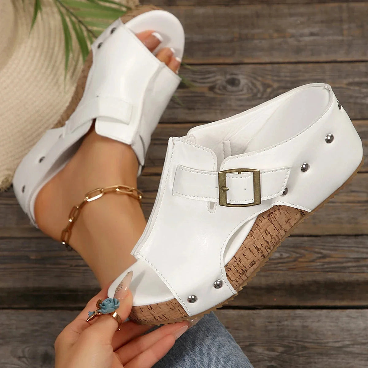 Luna | Chic Open Toe Platform Slide Sandal with Buckle Strap