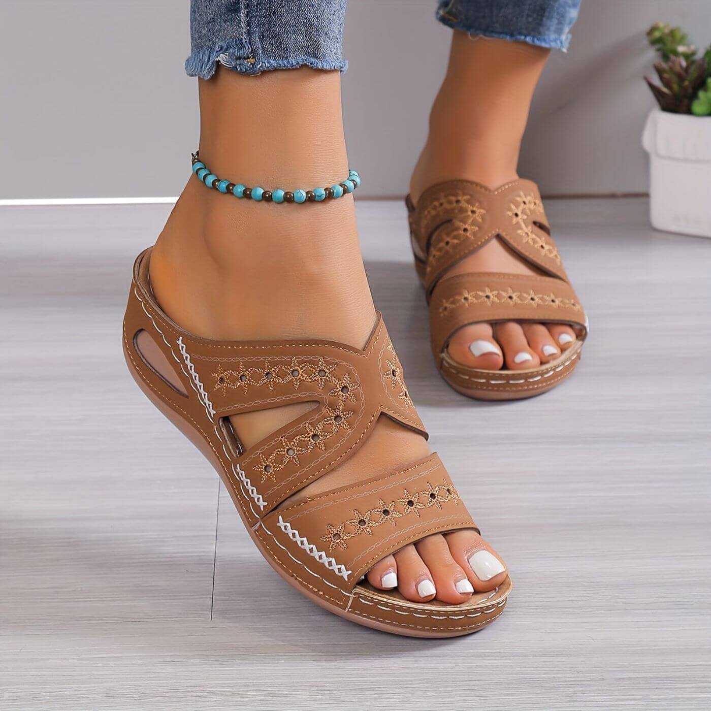 Elena | Chic Open-Toe Wedge Sandals
